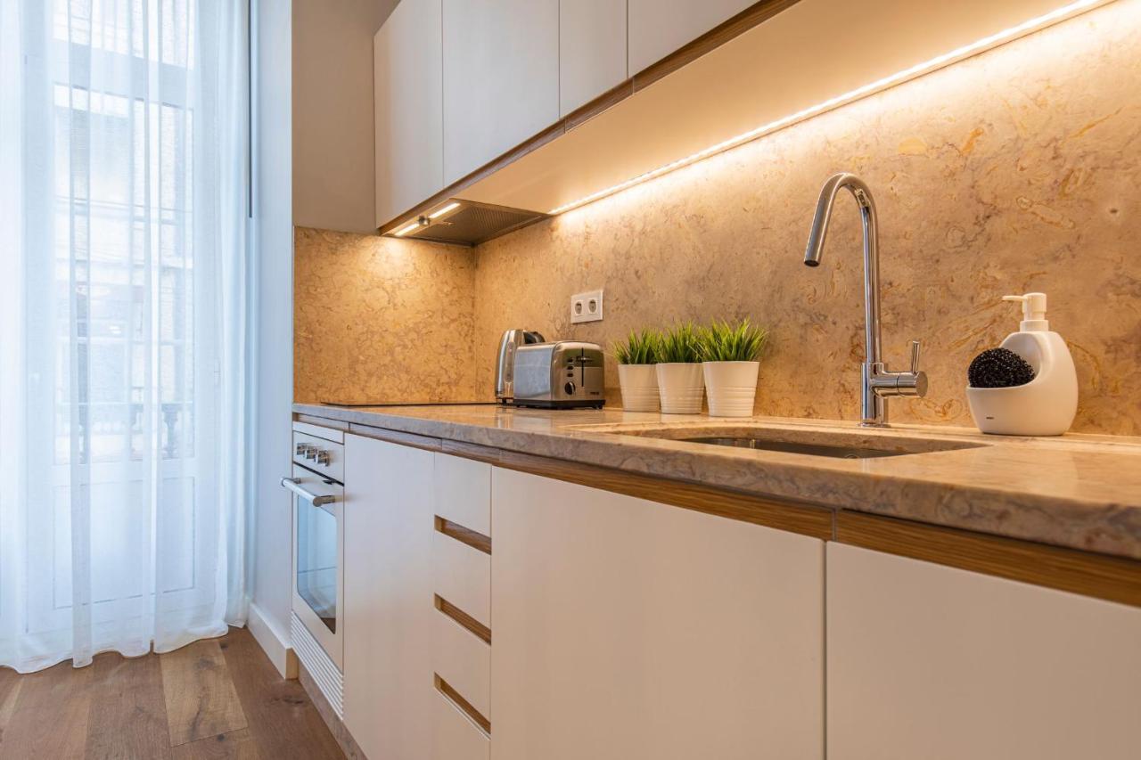Upscale & Trendy Flat In The Center Leilighet Lisboa Eksteriør bilde